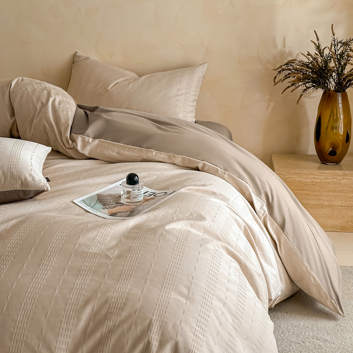 91家纺网 家纺一手货源 找家纺 拼社家纺 2026新款A类全棉亮面提花四件套厚织浮雕提花全棉四件套（独家专版花型） 星影-浅咖