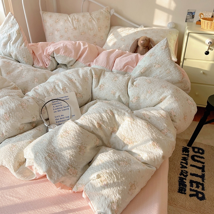 91家纺网 家纺一手货源 找家纺 贝扬思家纺 2026新款高品质A类泡芙纱普通款四件套-110g-(软软糯糯小红书推荐~) 柔诗意