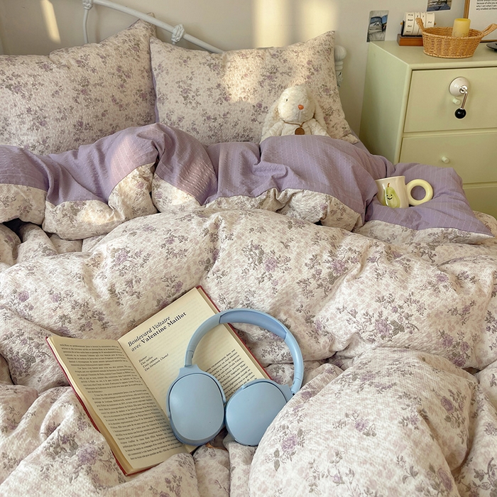 91家纺网 家纺一手货源 找家纺 贝扬思家纺 2026新款高品质A类泡芙纱普通款四件套-110g-(软软糯糯小红书推荐~) 柔紫碎花屿