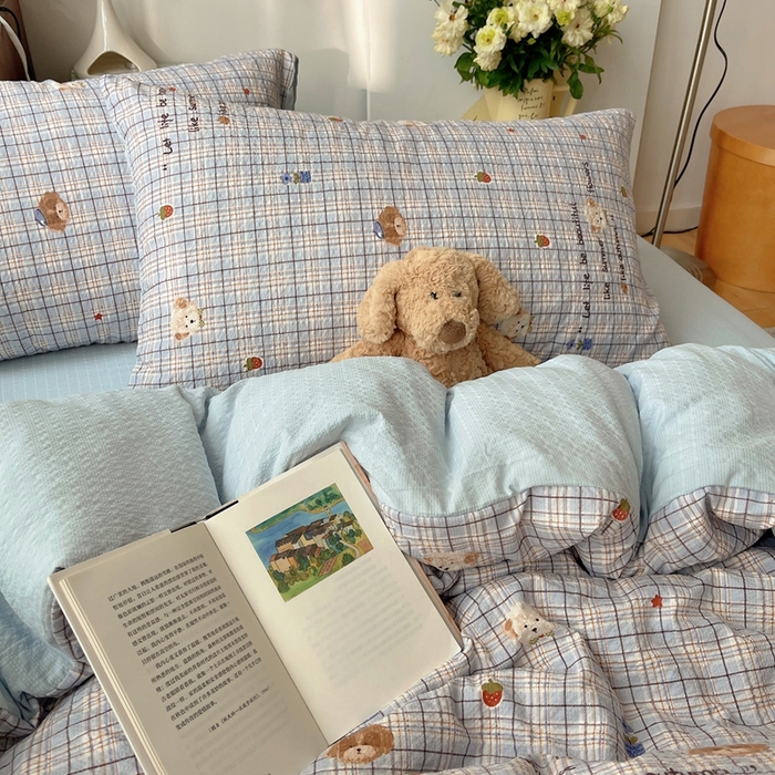 91家纺网 家纺一手货源 找家纺 贝扬思家纺 2026新款高品质A类泡芙纱普通款四件套-110g-(软软糯糯小红书推荐~) 四季狗