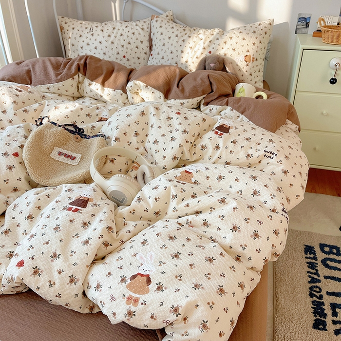 91家纺网 家纺一手货源 找家纺 贝扬思家纺 2026新款高品质A类泡芙纱普通款四件套-110g-(软软糯糯小红书推荐~) 田园兔