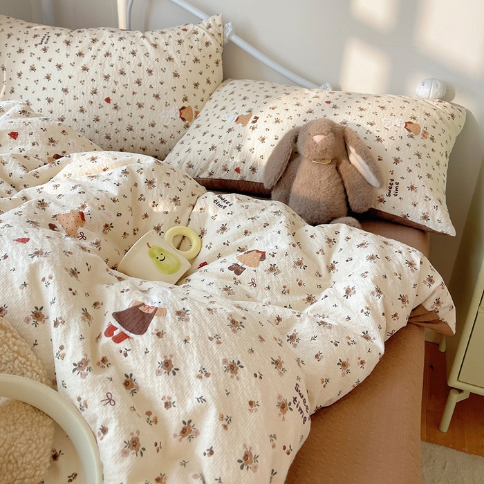 91家纺网 家纺一手货源 找家纺 贝扬思家纺 2026新款高品质A类泡芙纱普通款四件套-110g-(软软糯糯小红书推荐~) 田园兔