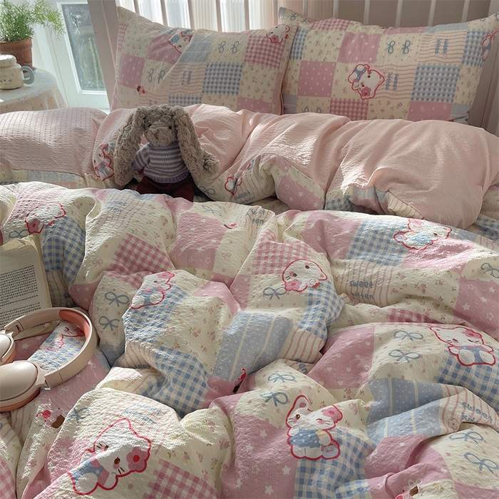 91家纺网 家纺一手货源 找家纺 贝扬思家纺 2026新款高品质A类泡芙纱普通款四件套-110g-(软软糯糯小红书推荐~) 甜喵块块