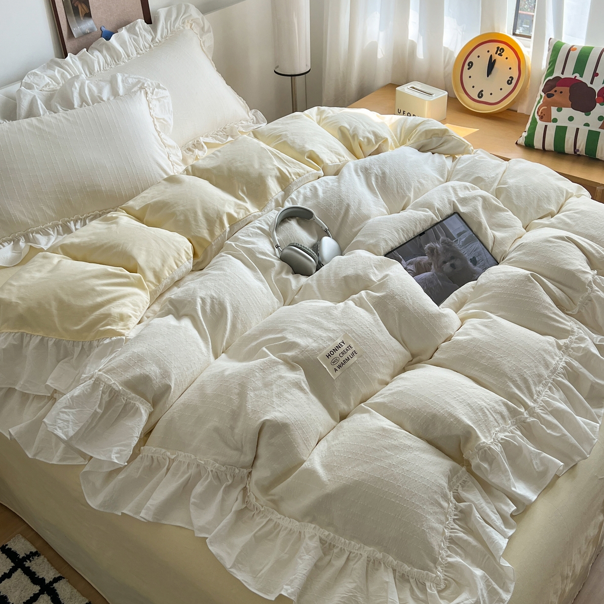 91家纺网 家纺一手货源 找家纺 晨曦家纺 2026新款荷叶花边泡芙纱提花四件套可水洗棉四件套少女风 黄油奶芙