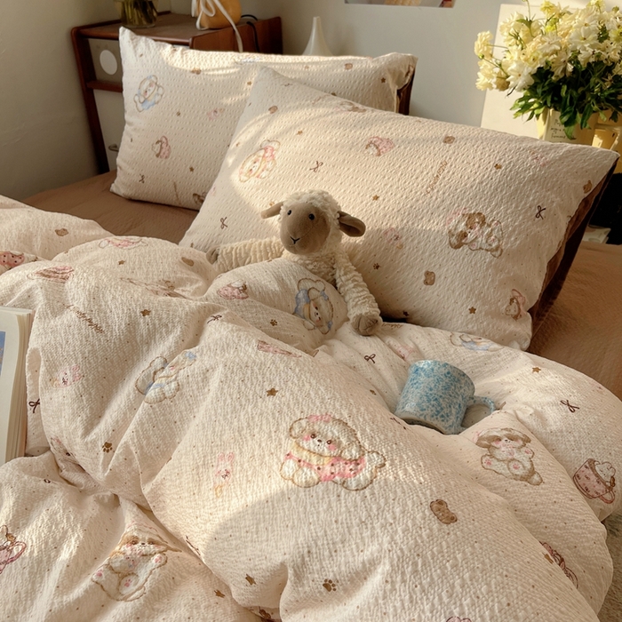 91家纺网 家纺一手货源 找家纺 贝扬思家纺 2026新款高品质A类泡芙纱普通款四件套-110g-(软软糯糯小红书推荐~) 甜品萌狗