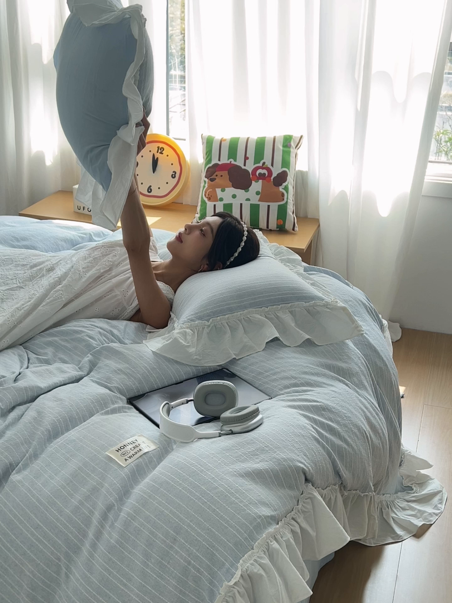 91家纺网 家纺一手货源 找家纺 晨曦家纺 2026新款荷叶花边泡芙纱提花四件套可水洗棉四件套少女风 海盐蓝