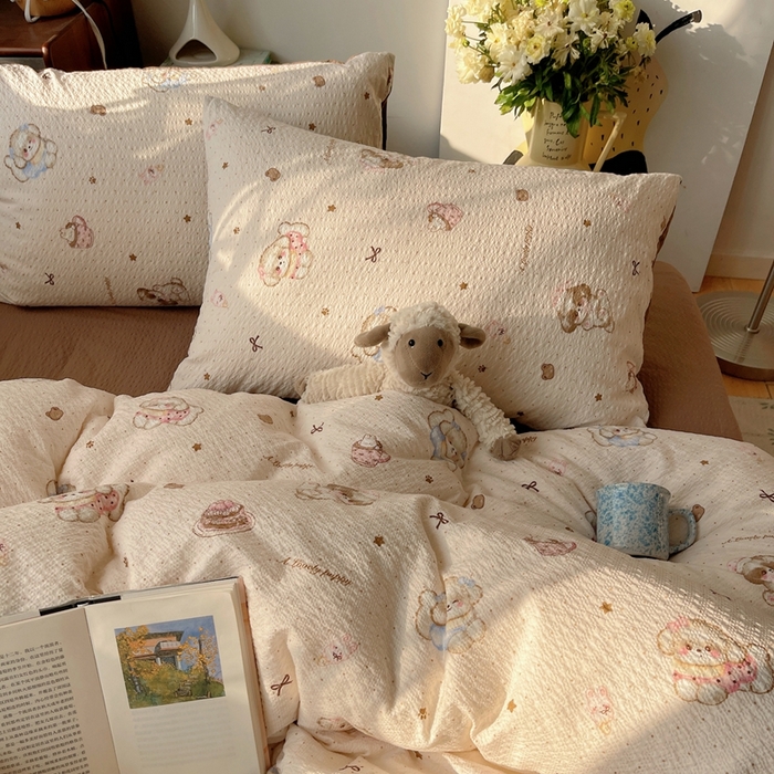 91家纺网 家纺一手货源 找家纺 贝扬思家纺 2026新款高品质A类泡芙纱普通款四件套-110g-(软软糯糯小红书推荐~) 甜品萌狗