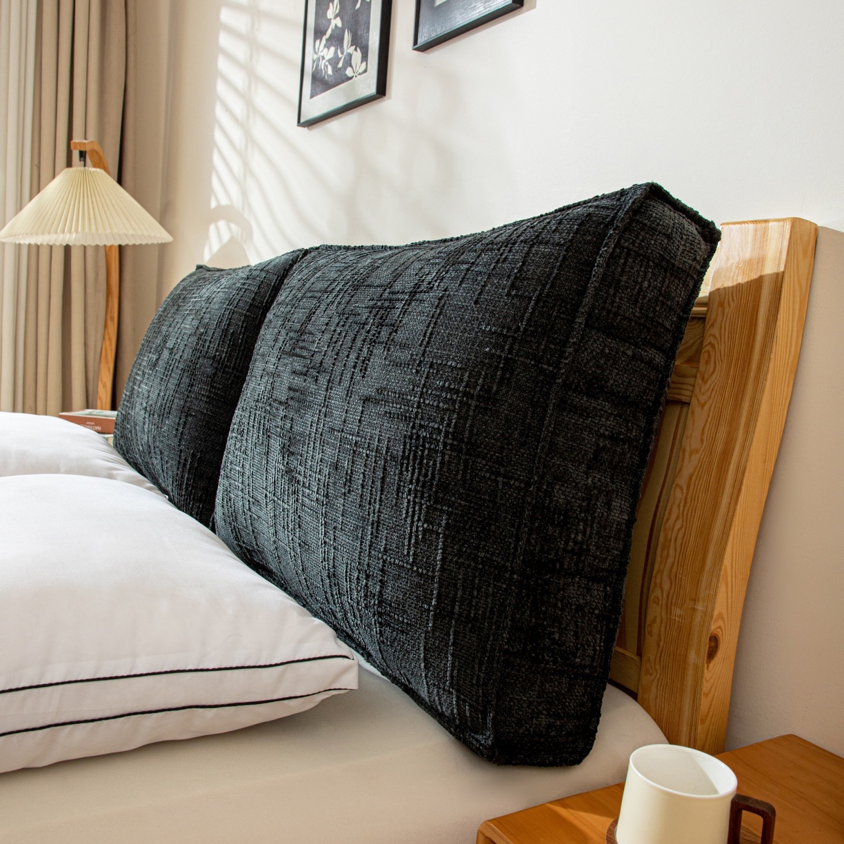 91家纺网 家纺一手货源 找家纺 沐沐家纺 2026新款葵花绒立体面包枕靠背靠垫 黑色