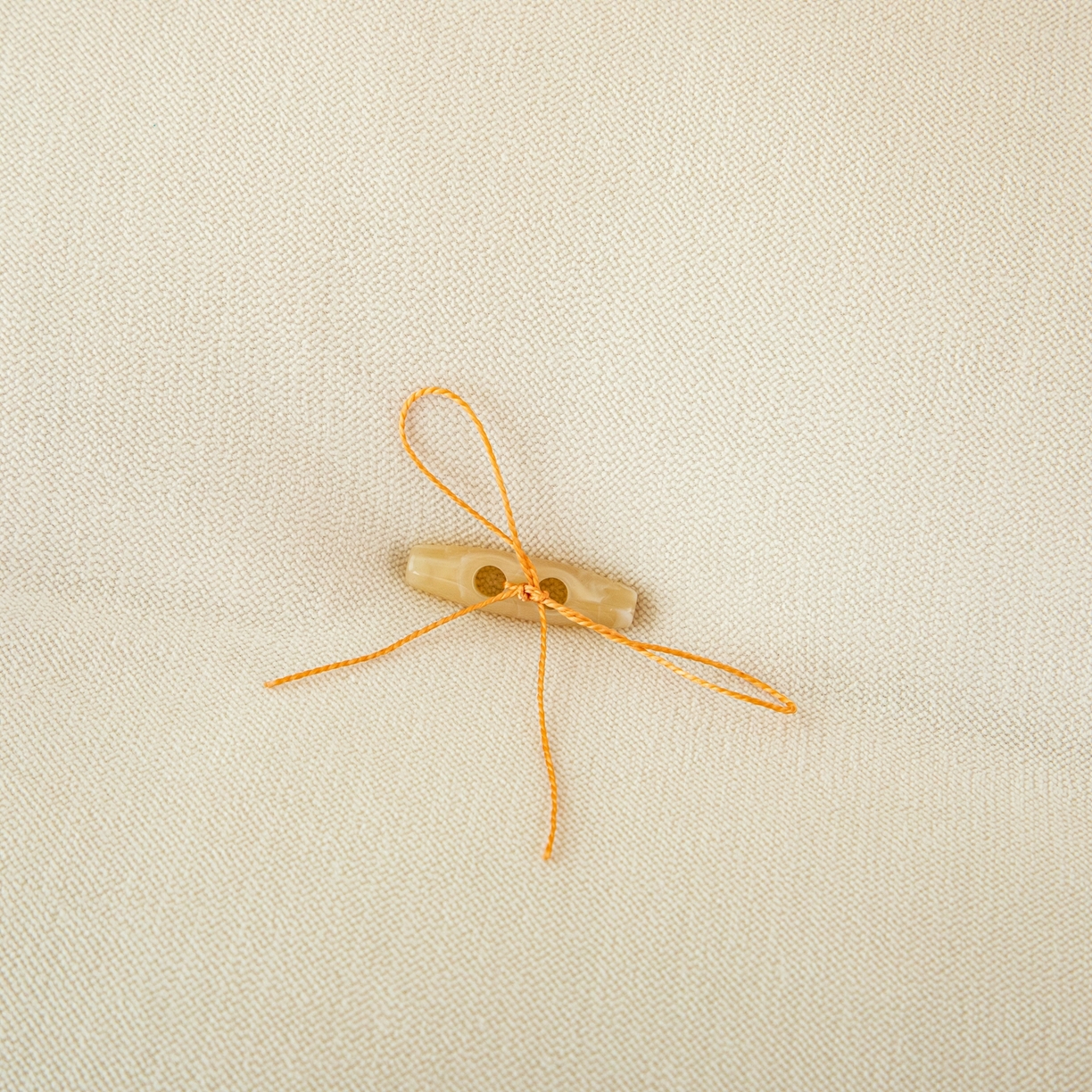 91家纺网 家纺一手货源 找家纺 沐沐家纺 2026新款外贸内销跨境电商德芙绒靠背 米白