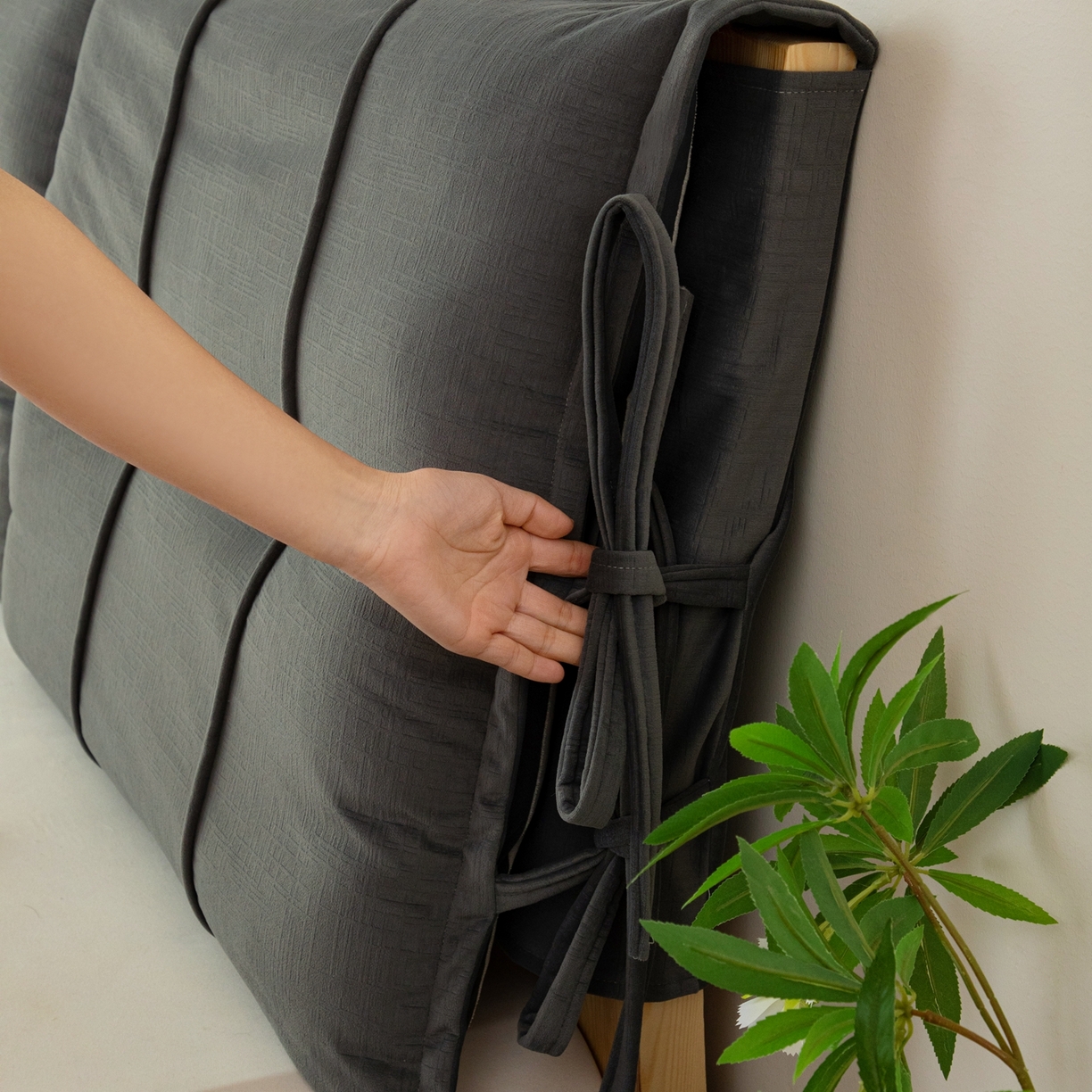 91家纺网 家纺一手货源 找家纺 沐沐家纺 2026新款外贸内销跨境电商德芙绒靠背 深灰