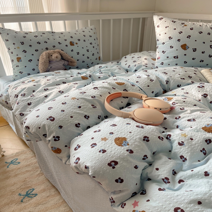 91家纺网 家纺一手货源 找家纺 贝扬思家纺 2026新款高品质A类泡芙纱普通款四件套-110g-(软软糯糯小红书推荐~) 豹纹咪星 蓝