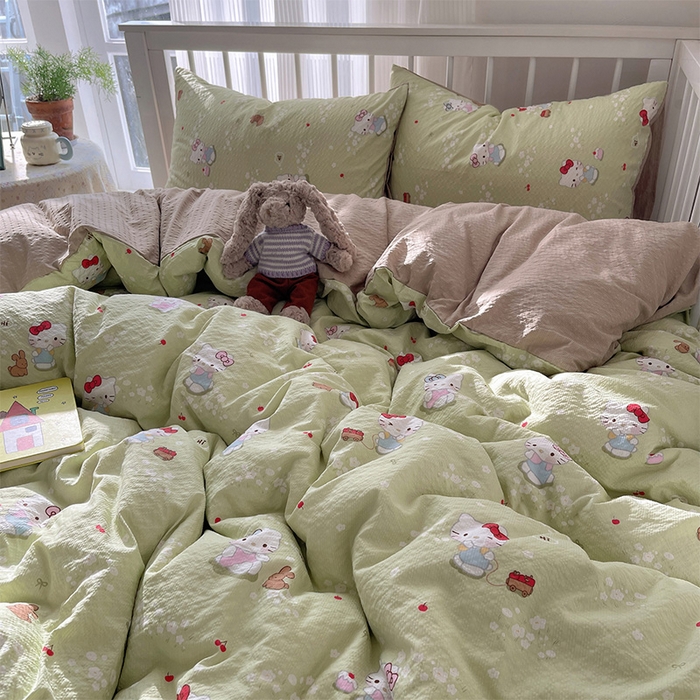 91家纺网 家纺一手货源 找家纺 贝扬思家纺 2026新款高品质A类泡芙纱普通款四件套-110g-(软软糯糯小红书推荐~) 小猫拉车