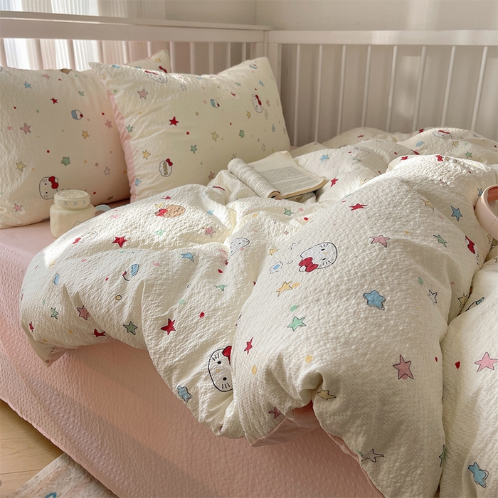 91家纺网 家纺一手货源 找家纺 贝扬思家纺 2026新款高品质A类泡芙纱普通款四件套-110g-(软软糯糯小红书推荐~) 星芒凯蒂