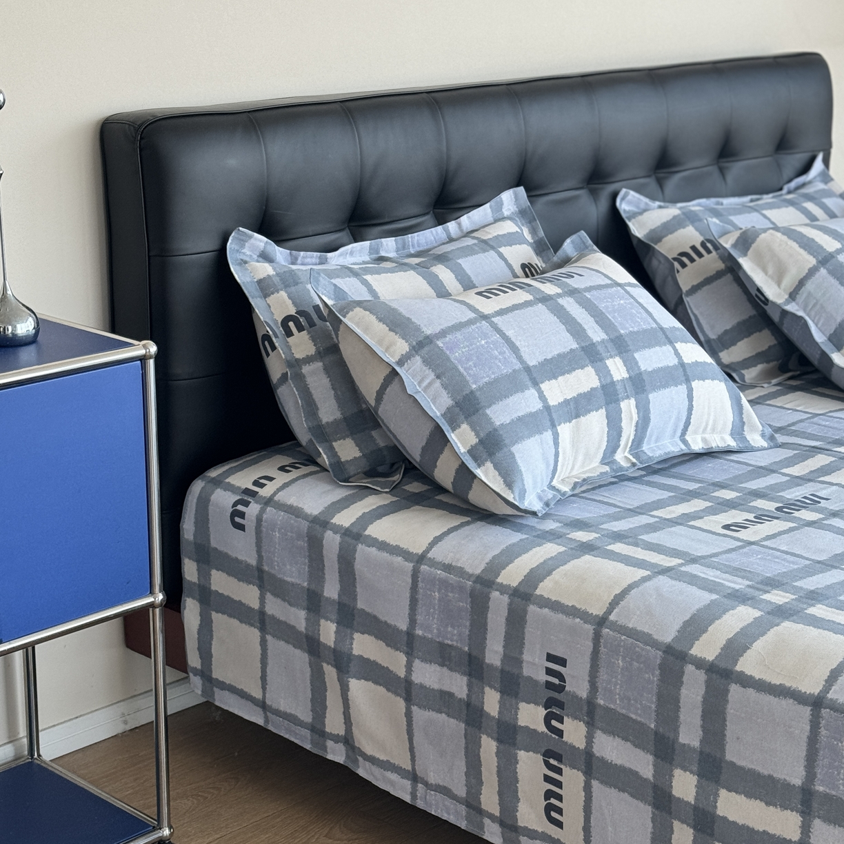 91家纺网 家纺一手货源 找家纺 一隅花田 2026新款麻感粗砂加厚老粗布床单三件套（品牌同款） 简序miu