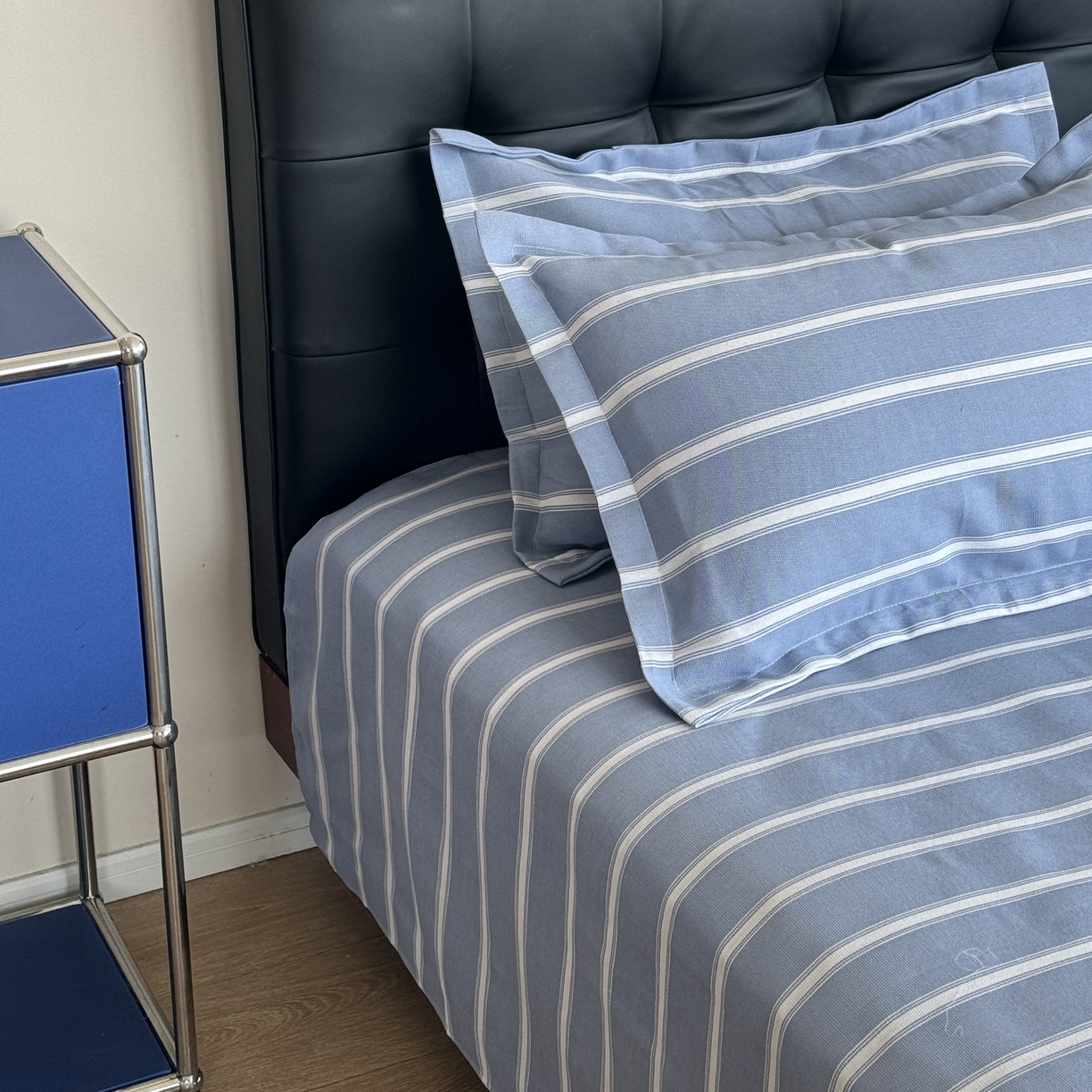 91家纺网 家纺一手货源 找家纺 一隅花田 2026新款麻感粗砂加厚老粗布床单三件套（品牌同款） 索菲米亚