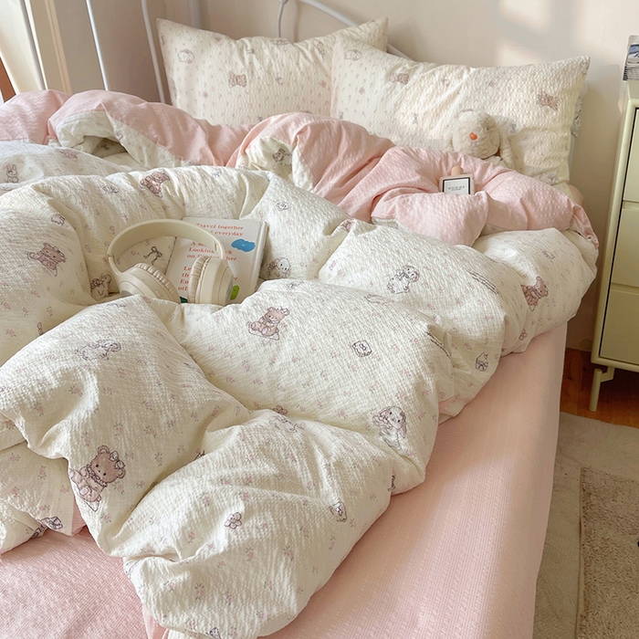 91家纺网 家纺一手货源 找家纺 贝扬思家纺 2026新款高品质A类泡芙纱普通款四件套-110g-(软软糯糯小红书推荐~) 悦悦小兔