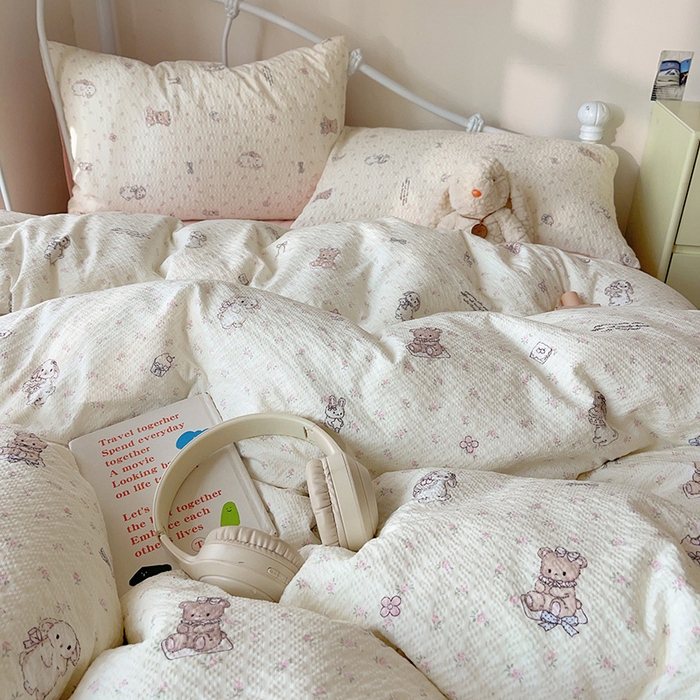 91家纺网 家纺一手货源 找家纺 贝扬思家纺 2026新款高品质A类泡芙纱普通款四件套-110g-(软软糯糯小红书推荐~) 悦悦小兔