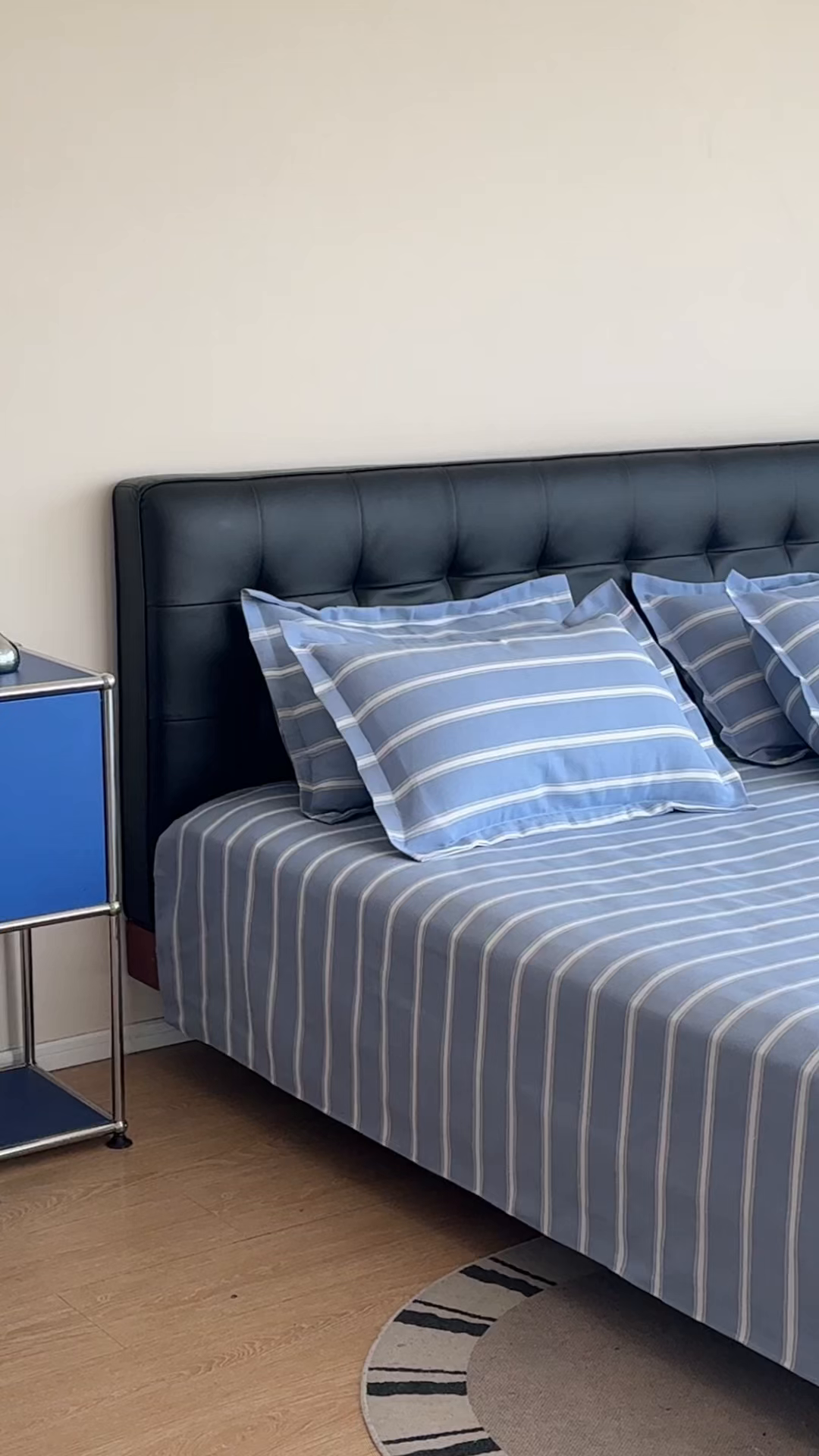 91家纺网 家纺一手货源 找家纺 一隅花田 2026新款麻感粗砂加厚老粗布床单三件套（品牌同款） 索菲米亚