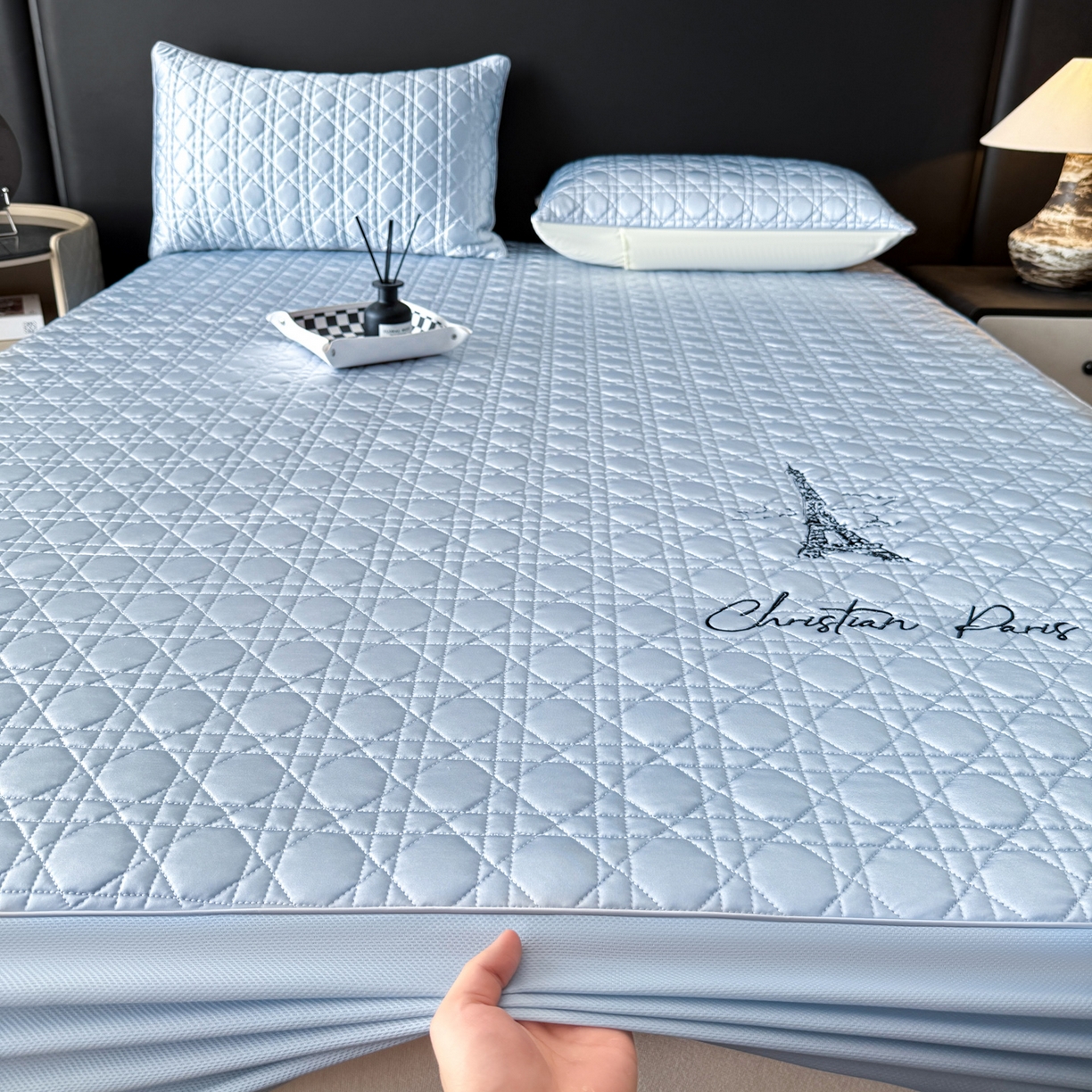 91家纺网 家纺一手货源 找家纺 （总）蓝极人 2026春夏新款冰丝绸水光席席子凉席-戴妃