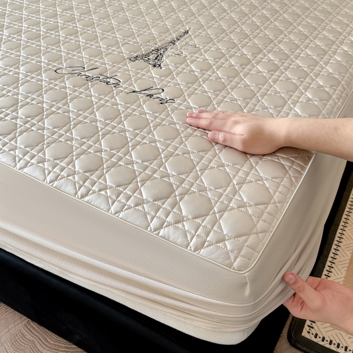 91家纺网 家纺一手货源 找家纺 蓝极人 2026春夏新款冰丝绸水光席席子凉席-戴妃 戴妃-闪闪金