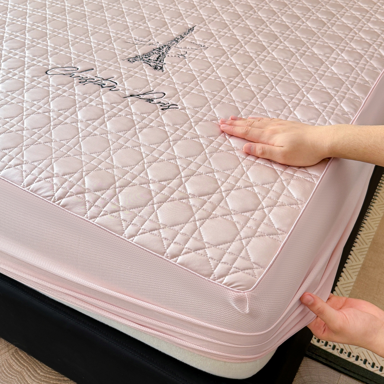 91家纺网 家纺一手货源 找家纺 蓝极人 2026春夏新款冰丝绸水光席席子凉席-戴妃 戴妃-蔷薇粉