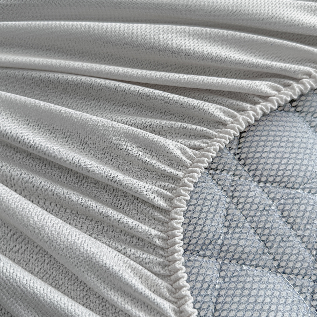 91家纺网 家纺一手货源 找家纺 蓝极人 2026春夏新款冰丝绸水光席席子凉席-戴妃 戴妃-月光灰