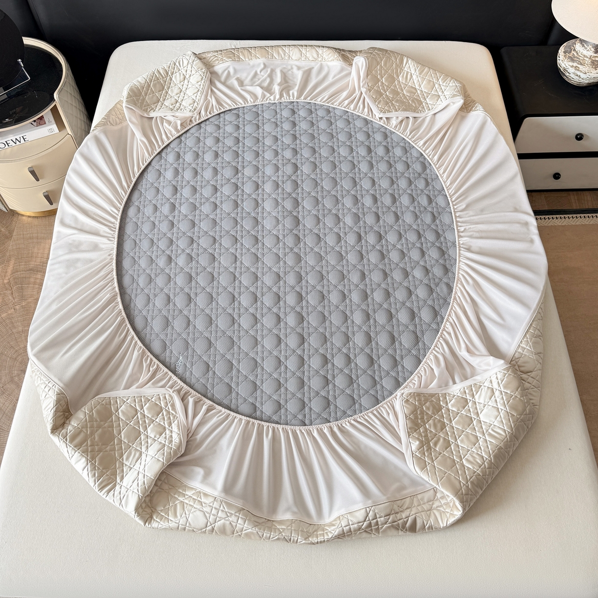 91家纺网 家纺一手货源 找家纺 蓝极人 2026春夏新款冰丝绸水光席席子凉席-戴妃 戴妃-闪闪金