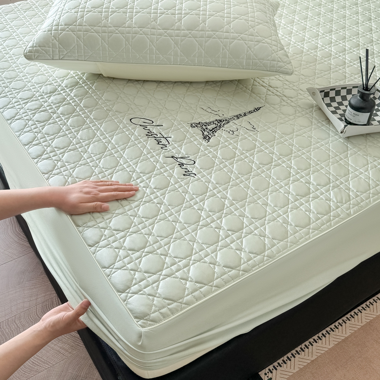 91家纺网 家纺一手货源 找家纺 蓝极人 2026春夏新款冰丝绸水光席席子凉席-戴妃 戴妃-青柠绿