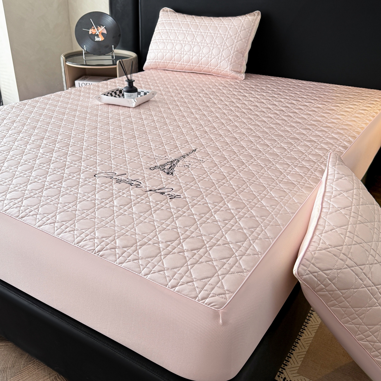 91家纺网 家纺一手货源 找家纺 蓝极人 2026春夏新款冰丝绸水光席席子凉席-戴妃 戴妃-蔷薇粉