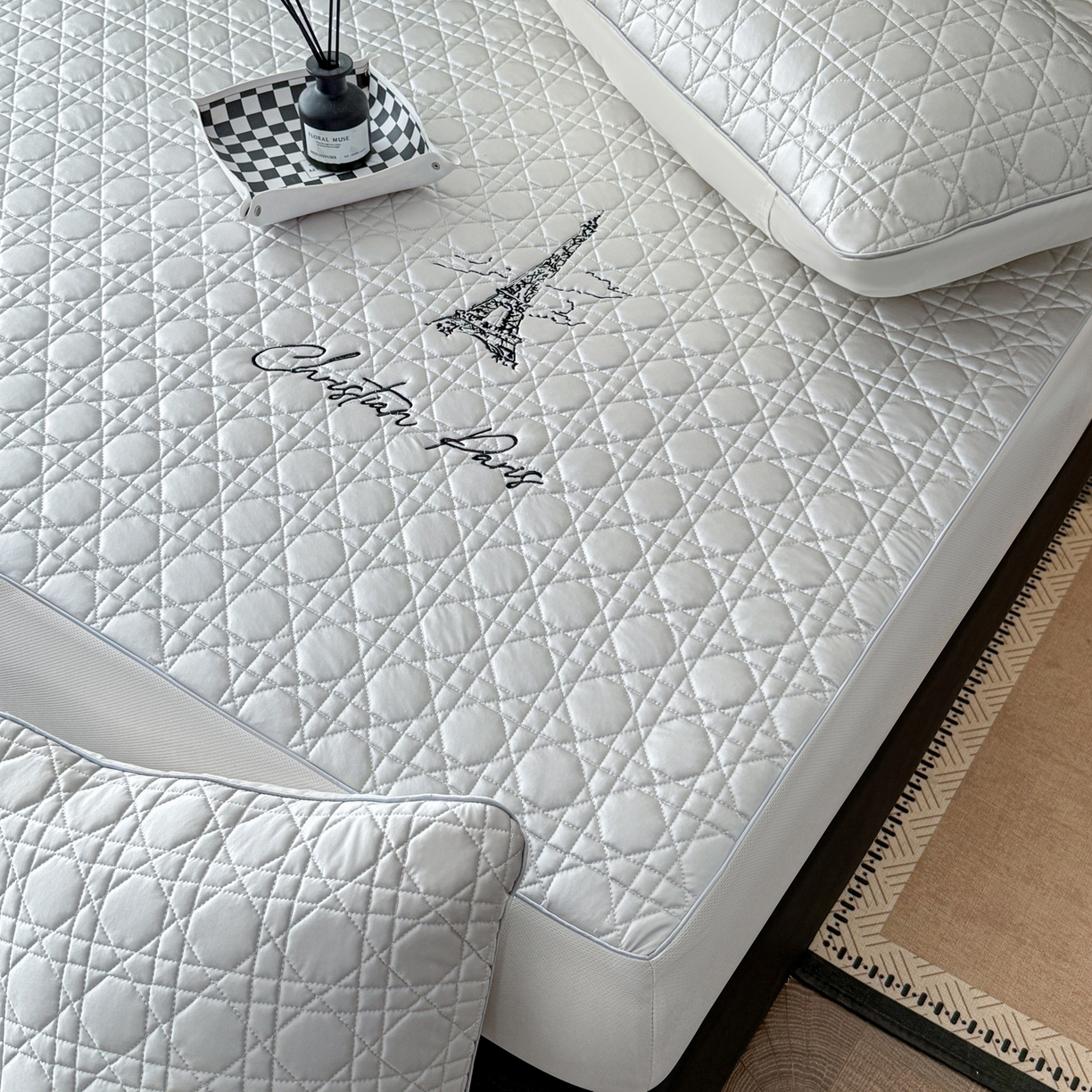 91家纺网 家纺一手货源 找家纺 蓝极人 2026春夏新款冰丝绸水光席席子凉席-戴妃 戴妃-月光灰