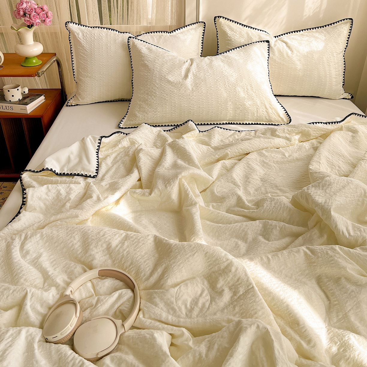 91家纺网 家纺一手货源 找家纺 优尚佳生活馆 2026新款泡泡纱三角针夏被四件套--纯色系列 杏仁白