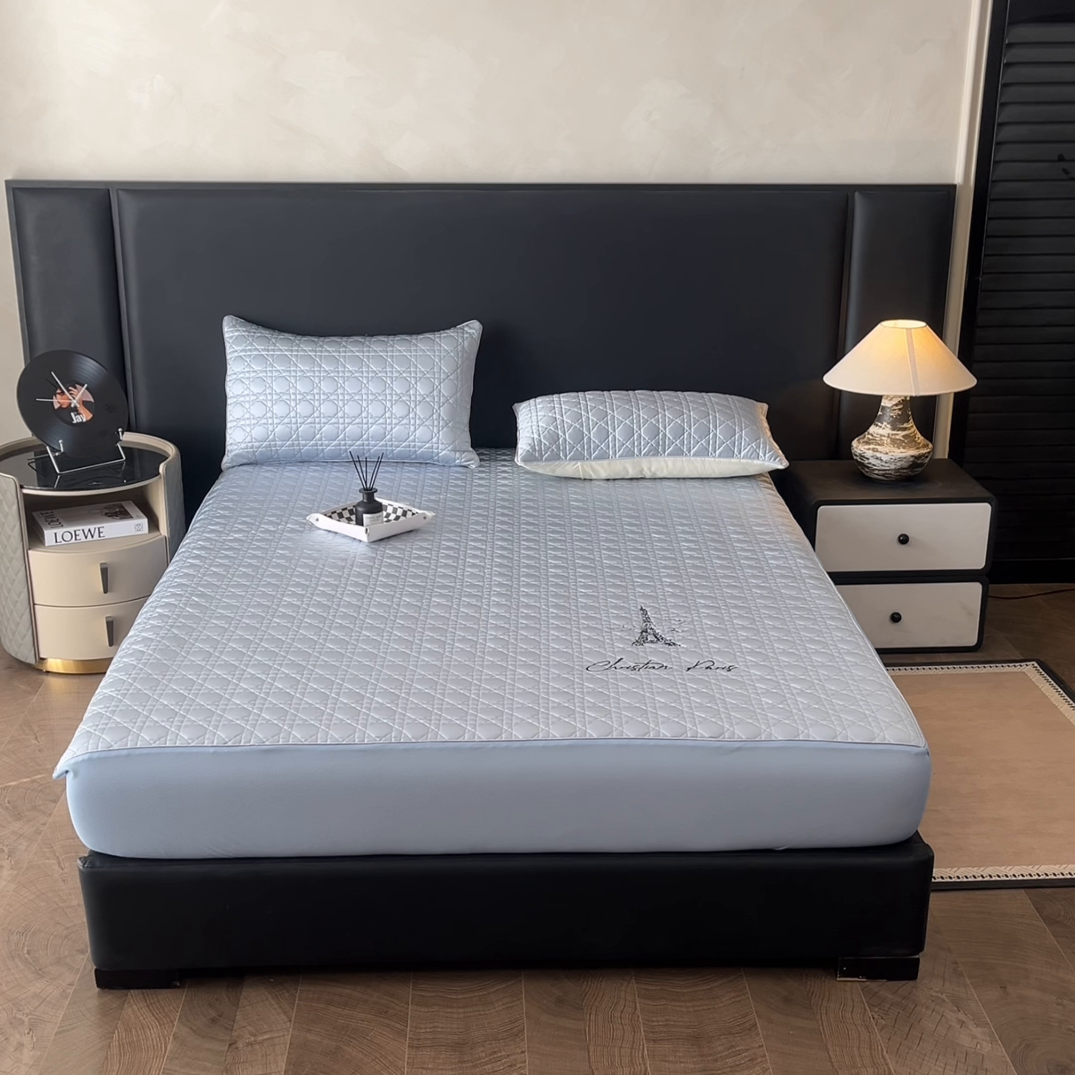 91家纺网 家纺一手货源 找家纺 蓝极人 2026春夏新款冰丝绸水光席席子凉席-戴妃 戴妃-宁静蓝