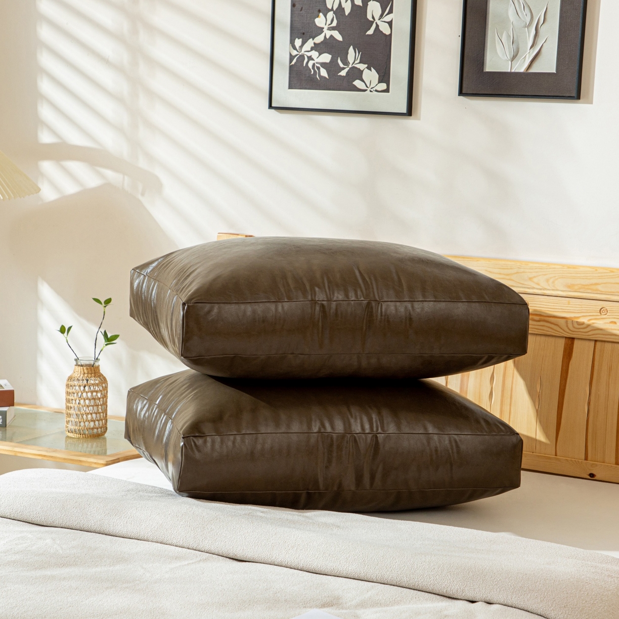 91家纺网 家纺一手货源 找家纺 沐沐家纺 2026新款油蜡皮立体面包枕靠背靠垫 复古深棕