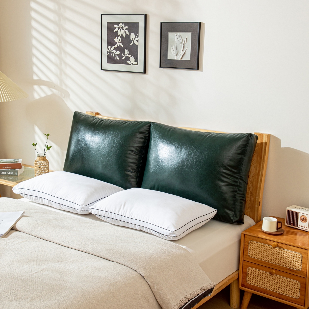 91家纺网 家纺一手货源 找家纺 沐沐家纺 2026新款油蜡皮立体面包枕靠背靠垫 墨绿复古