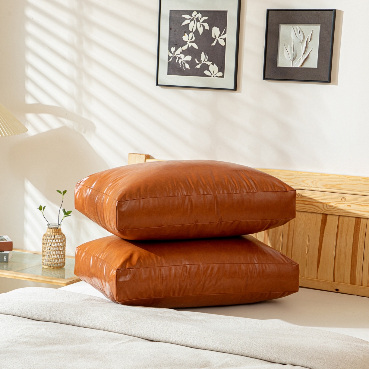 91家纺网 家纺一手货源 找家纺 沐沐家纺 2026新款油蜡皮立体面包枕靠背靠垫 焦糖橙棕