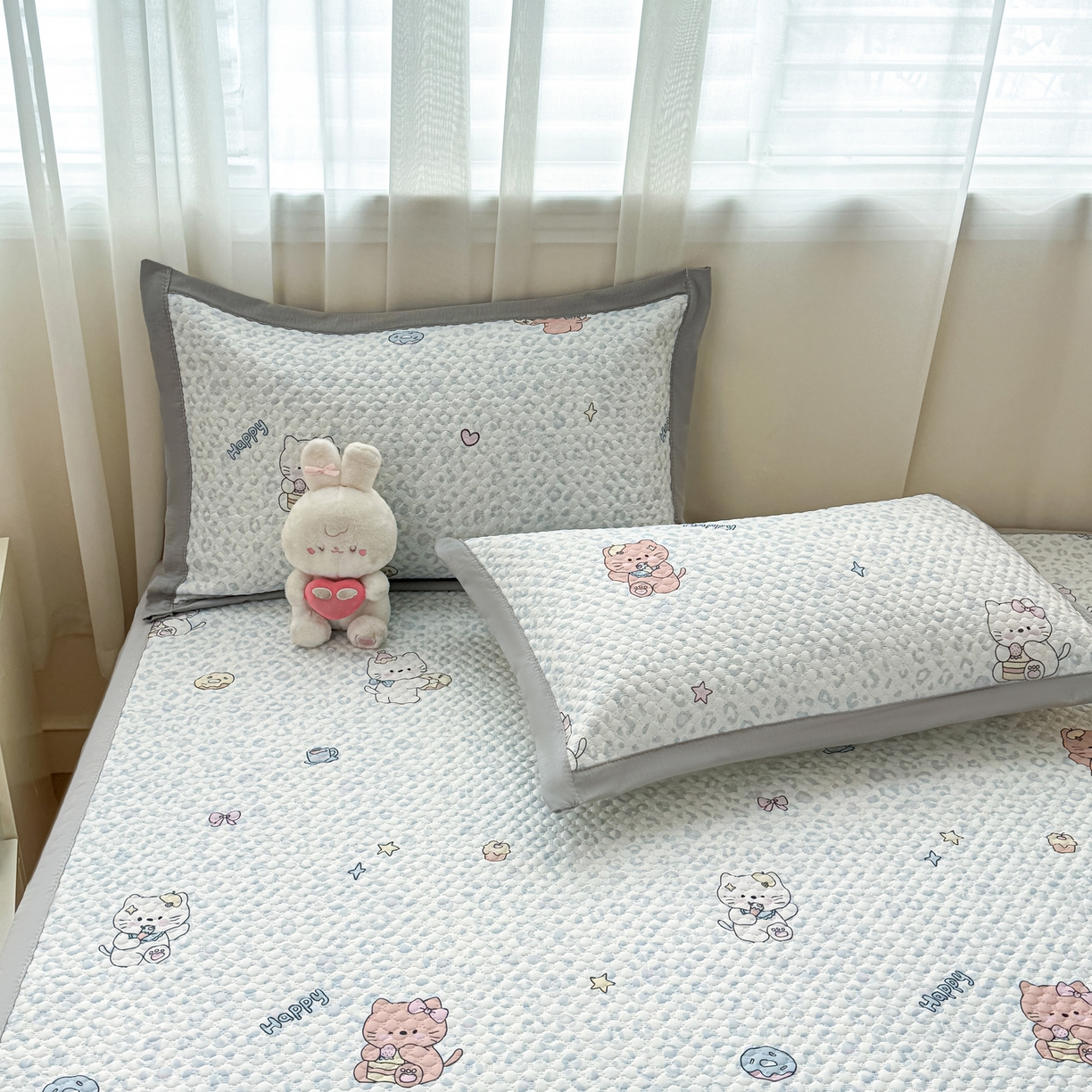 91家纺网 家纺一手货源 找家纺 蓝极人 2026新款小清新冰豆豆数码印花席三明治底席子凉席 豹纹猫咪