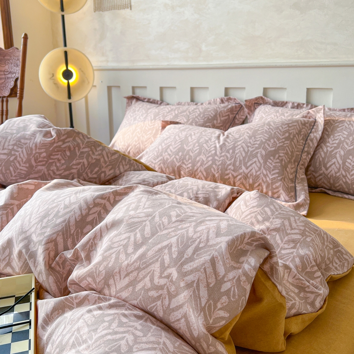 91家纺网 家纺一手货源 找家纺 2025新款全棉磨毛印花单品被套 暮光-咖