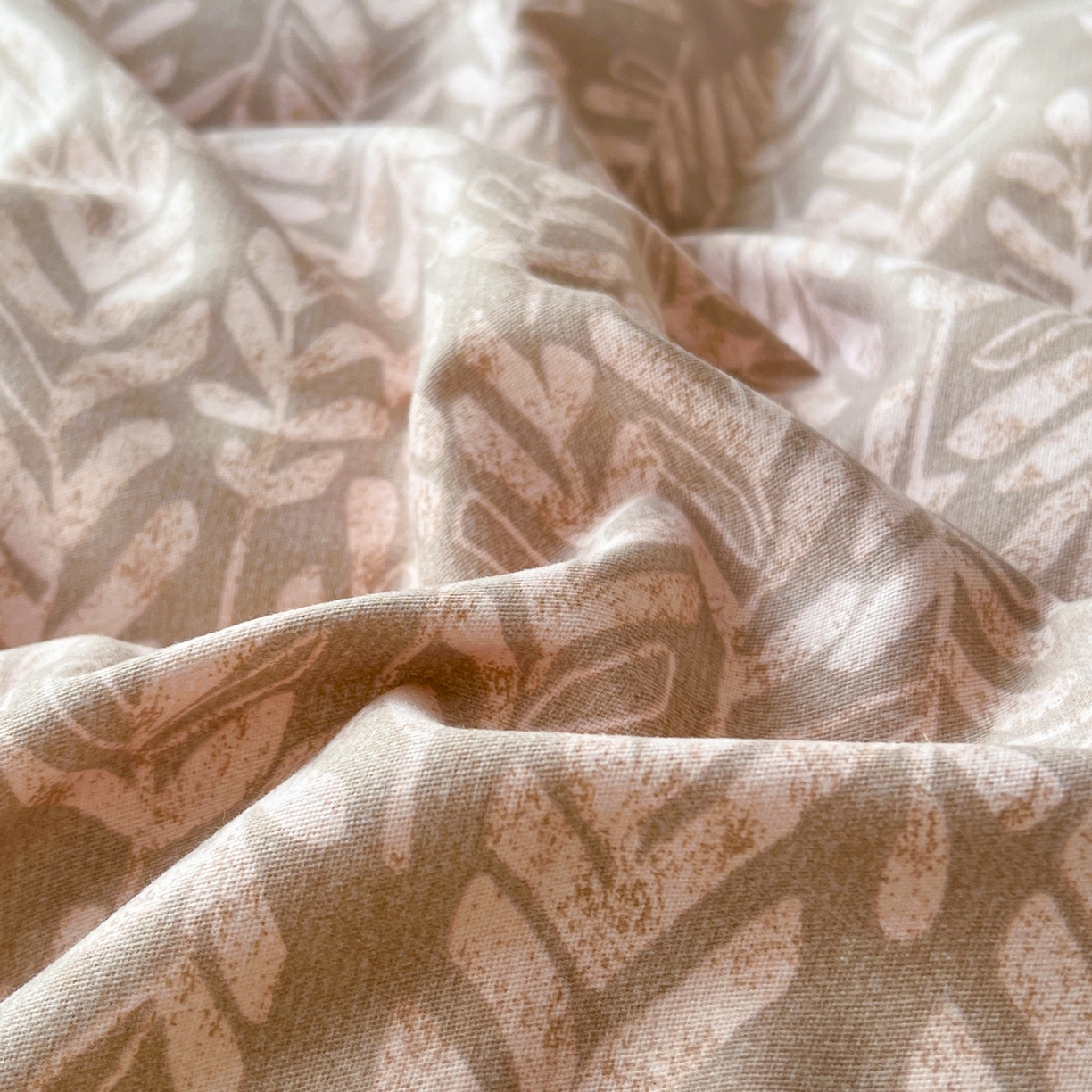 91家纺网 家纺一手货源 找家纺 2025新款全棉磨毛印花单品被套 暮光-咖