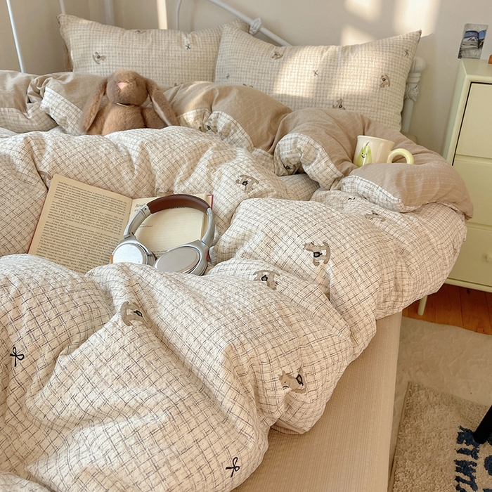 91家纺网 家纺一手货源 找家纺 贝扬思家纺 2026新款高品质A类泡芙纱普通款四件套-110g-(软软糯糯小红书推荐~) 织纹木马迹