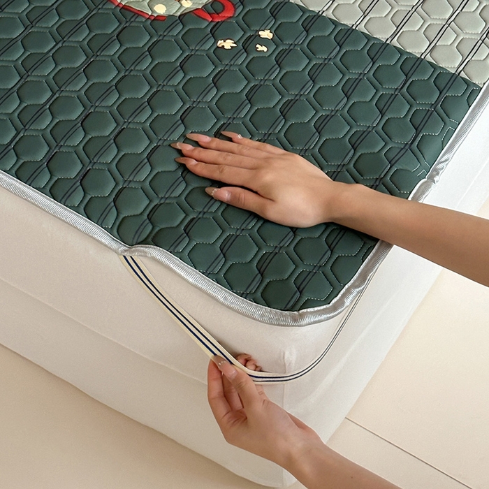 91家纺网 家纺一手货源 找家纺 RYB红黄兰 2026新款ins设计师原创款大版冰皮凉感水洗乳胶加厚6mm凉席三件套 爆米花先生