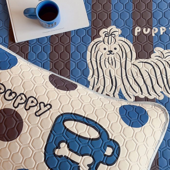 91家纺网 家纺一手货源 找家纺 RYB红黄兰 2026新款ins设计师原创款大版冰皮凉感水洗乳胶加厚6mm凉席三件套 蓝条哈吉米