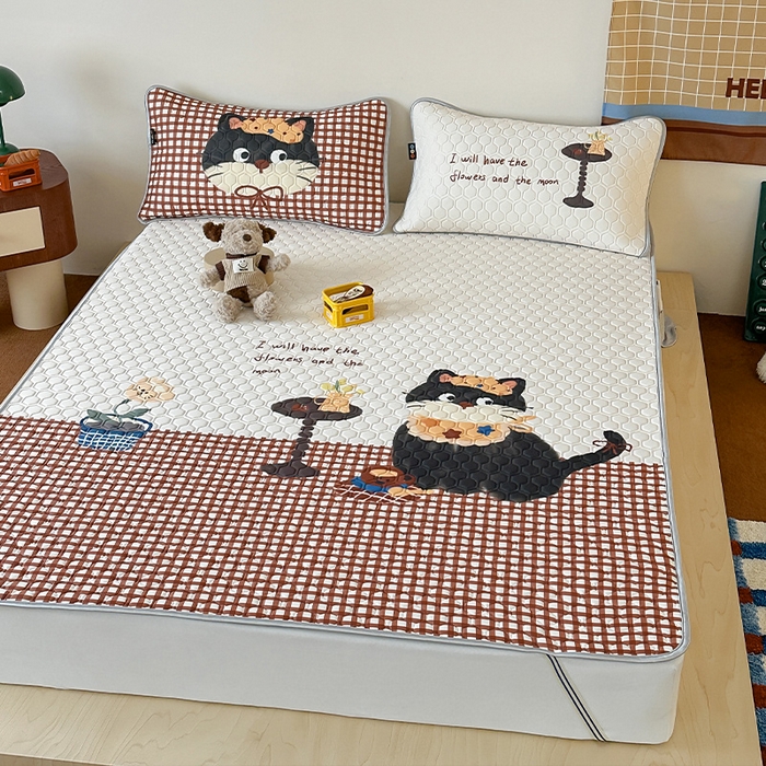 91家纺网 家纺一手货源 找家纺 RYB红黄兰 2026新款ins设计师原创款大版冰皮凉感水洗乳胶加厚6mm凉席三件套 红格猫咪