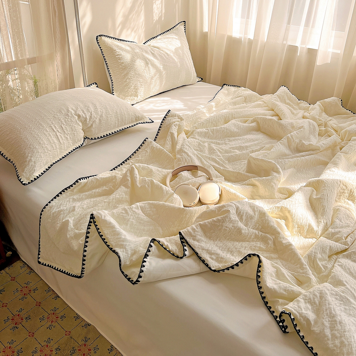 91家纺网 家纺一手货源 找家纺 优佳优品 2026新款泡泡纱三角针夏被四件套--纯色系列 杏仁白