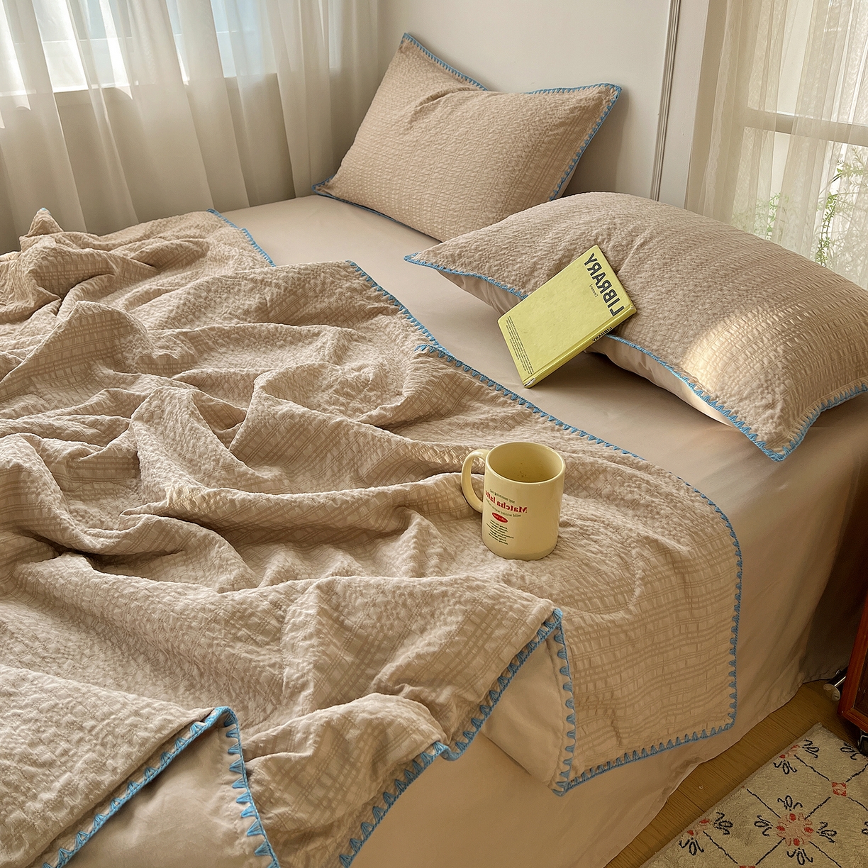 91家纺网 家纺一手货源 找家纺 优佳优品 2026新款泡泡纱三角针夏被四件套--纯色系列 燕麦咖