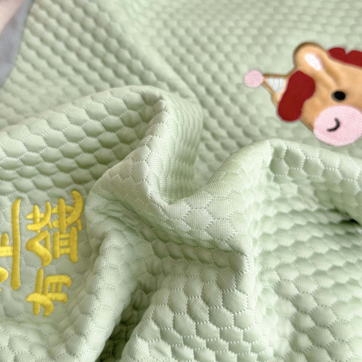 91家纺网 家纺一手货源 找家纺 诺可 2026新款凉感猫肚枕记忆枕枕头枕芯-马上有钱 马上有钱-绿色