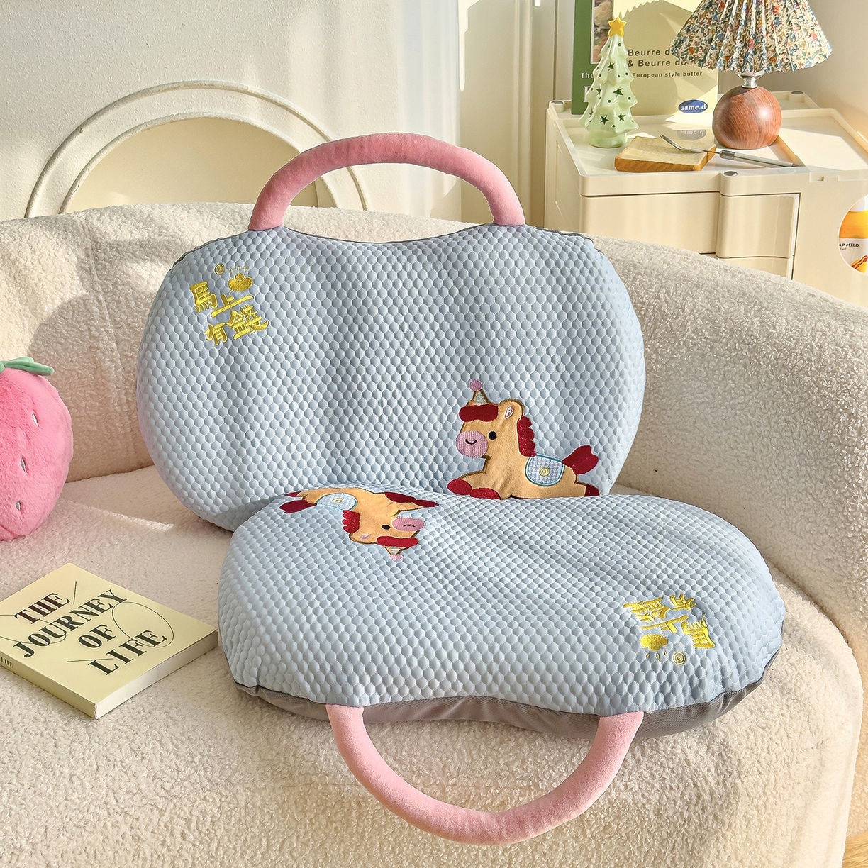 91家纺网 家纺一手货源 找家纺 诺可 2026新款凉感猫肚枕记忆枕枕头枕芯-马上有钱 马上有钱-蓝色