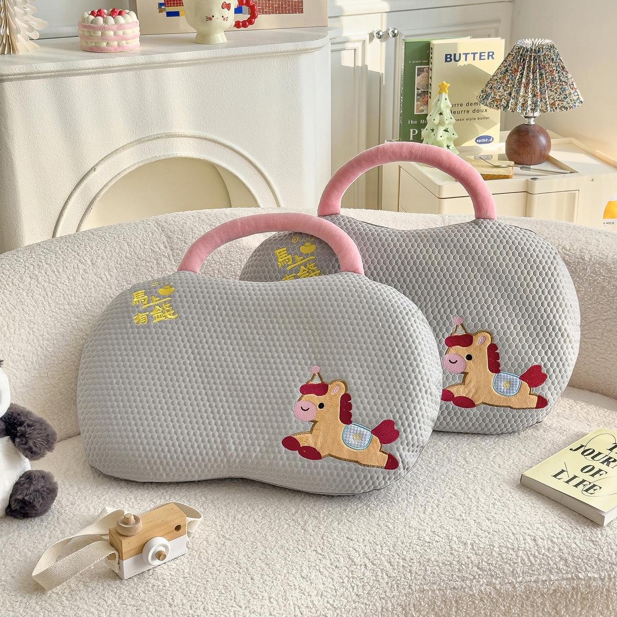 91家纺网 家纺一手货源 找家纺 诺可 2026新款凉感猫肚枕记忆枕枕头枕芯-马上有钱 马上有钱-灰色