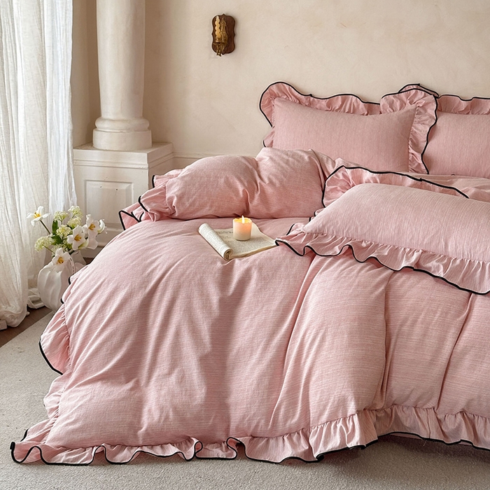 91家纺网 家纺一手货源 找家纺 苏源家居 2026新款法式黑包边亚麻公主风荷叶边四件套-清欢 清欢-麻甜粉