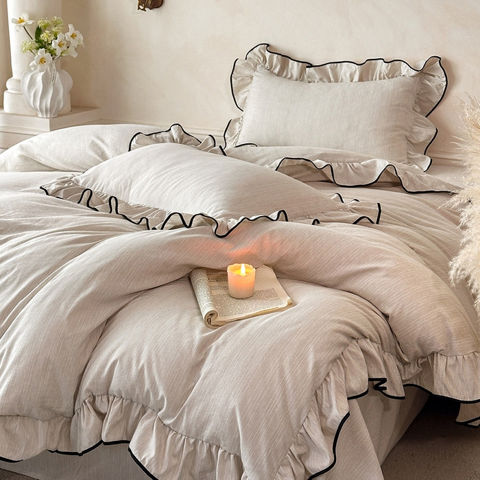 91家纺网 家纺一手货源 找家纺 苏源家居 2026新款法式黑包边亚麻公主风荷叶边四件套-清欢 清欢-麻奶咖