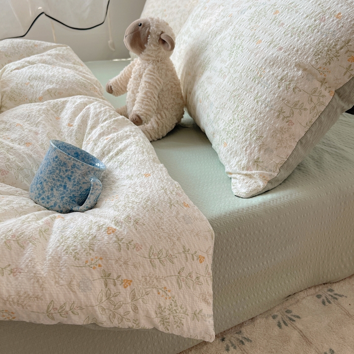 91家纺网 家纺一手货源 找家纺 贝扬思家纺 2026新款高品质A类泡芙纱普通款四件套-110g-(软软糯糯小红书推荐~) 凌晨信件